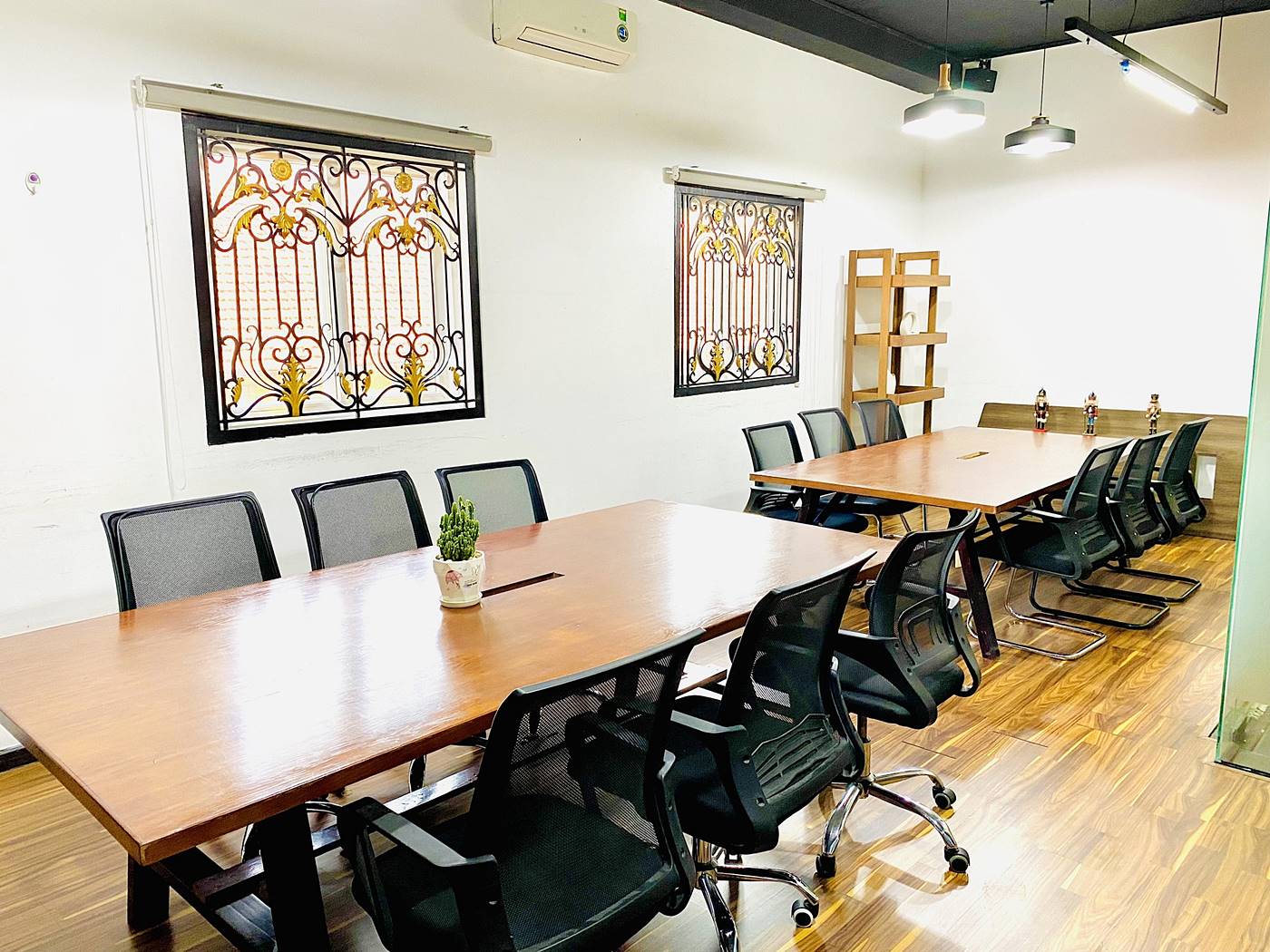Văn phòng trọng gói Exworld - Business Center Trần Phú, Quận 5 - Vlook.vn