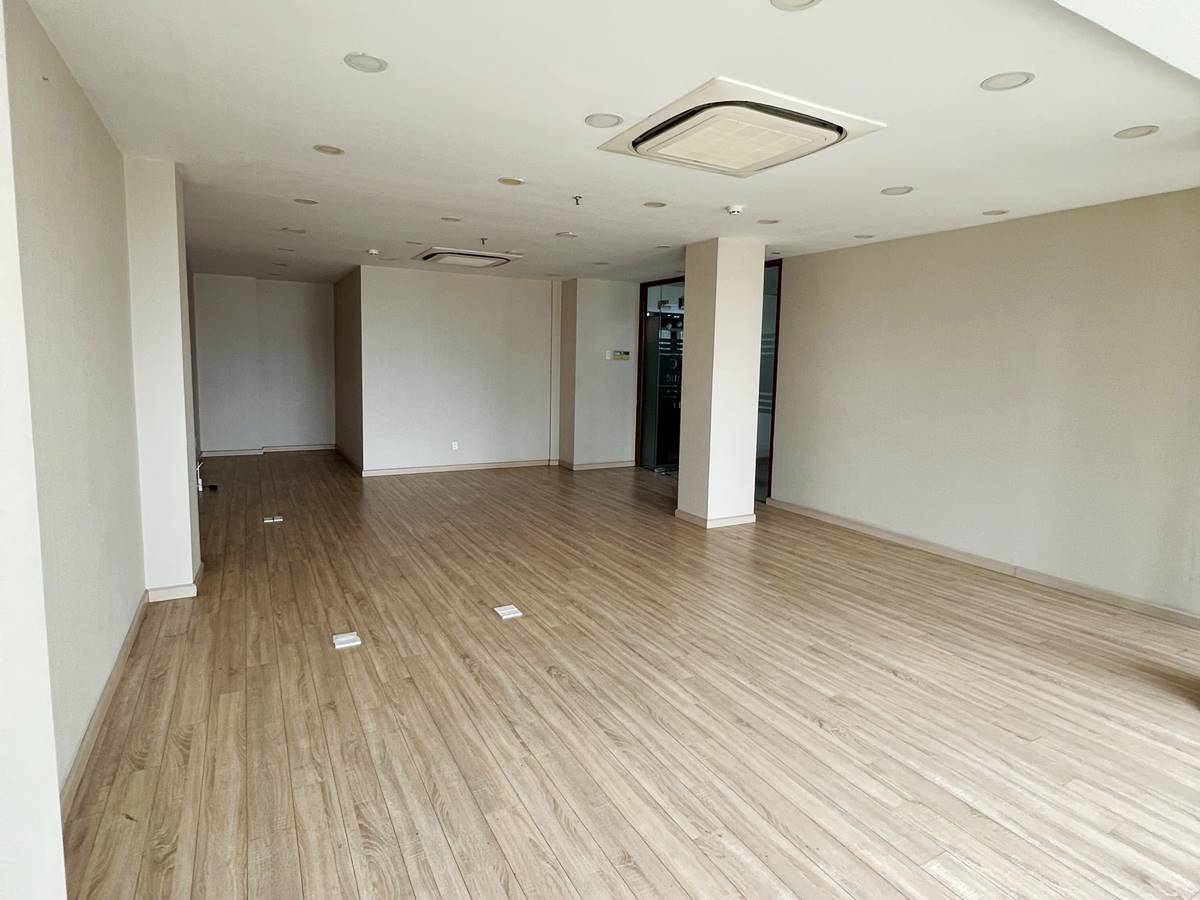 Văn phòng trọn gói Sabay Office • Nguyễn Huệ, 68 Nguyễn Huệ, Phường Bến Nghé, Quận 1 - vlook.vn