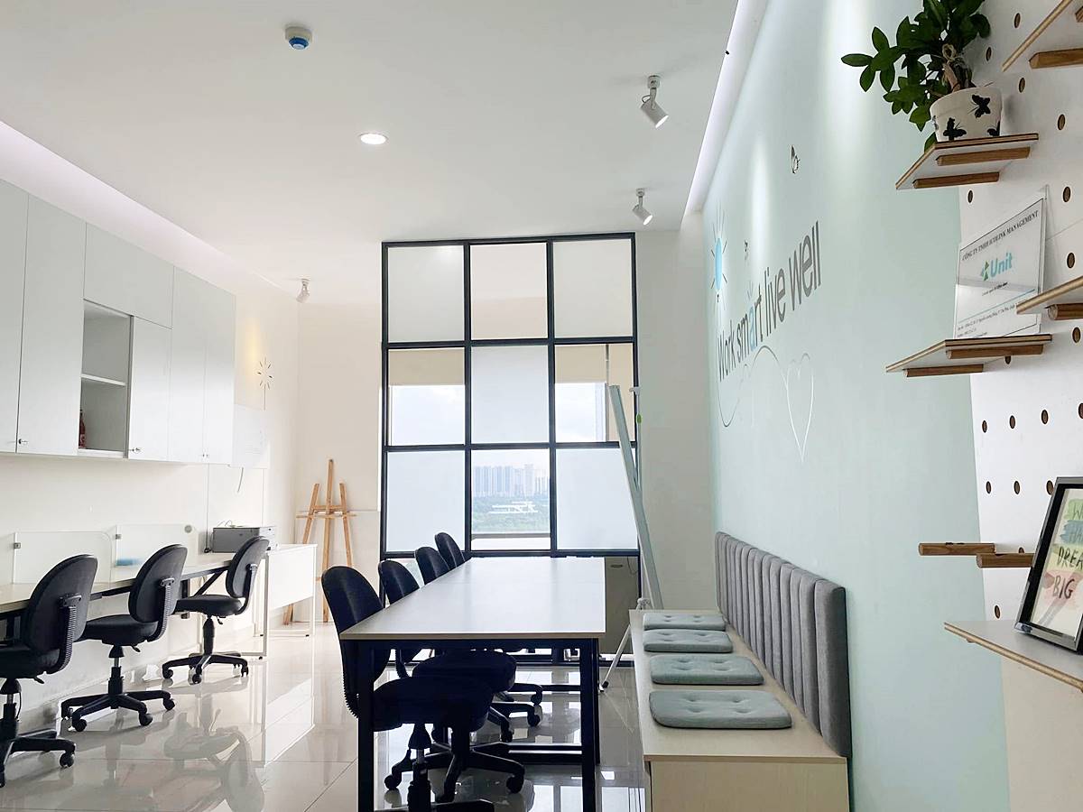 Văn phòng trọn gói Unit Office, Golden King Building, 15 Nguyễn Lương Bằng, Phường Tân Phú, Quận 7 - vlook.vn