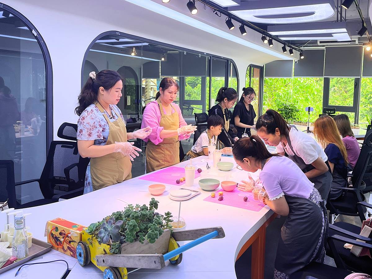 Văn phòng trọn gói Quantum Working Space • Sư Vạn Hạnh, 766/1 Sư Vạn Hạnh Phường 12, Quận 10 - Vlook.vn