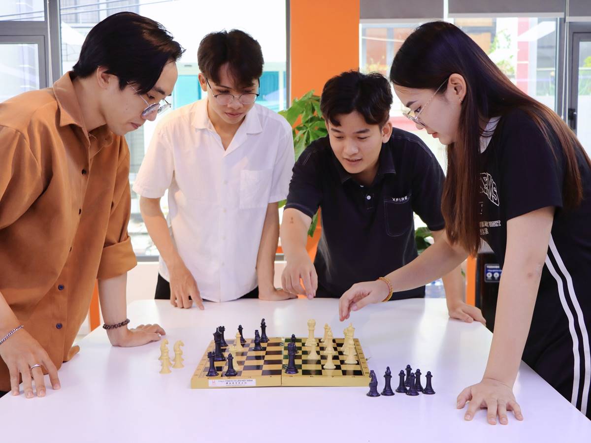 Văn phòng trọn gói Quantum Working Space • Sư Vạn Hạnh, 766/1 Sư Vạn Hạnh Phường 12, Quận 10 - Vlook.vn