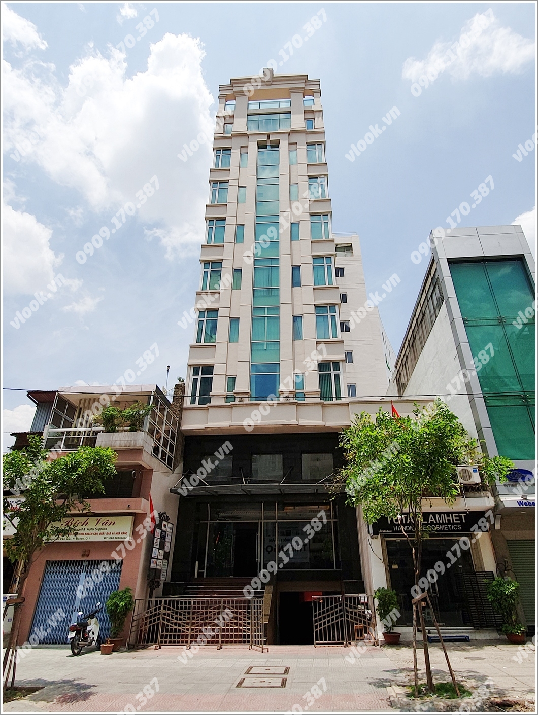 Cao ốc cho thuê văn phòng Hà Vinh Building, Nguyễn Văn Giai, Quận 1, TPHCM - vlook.vn