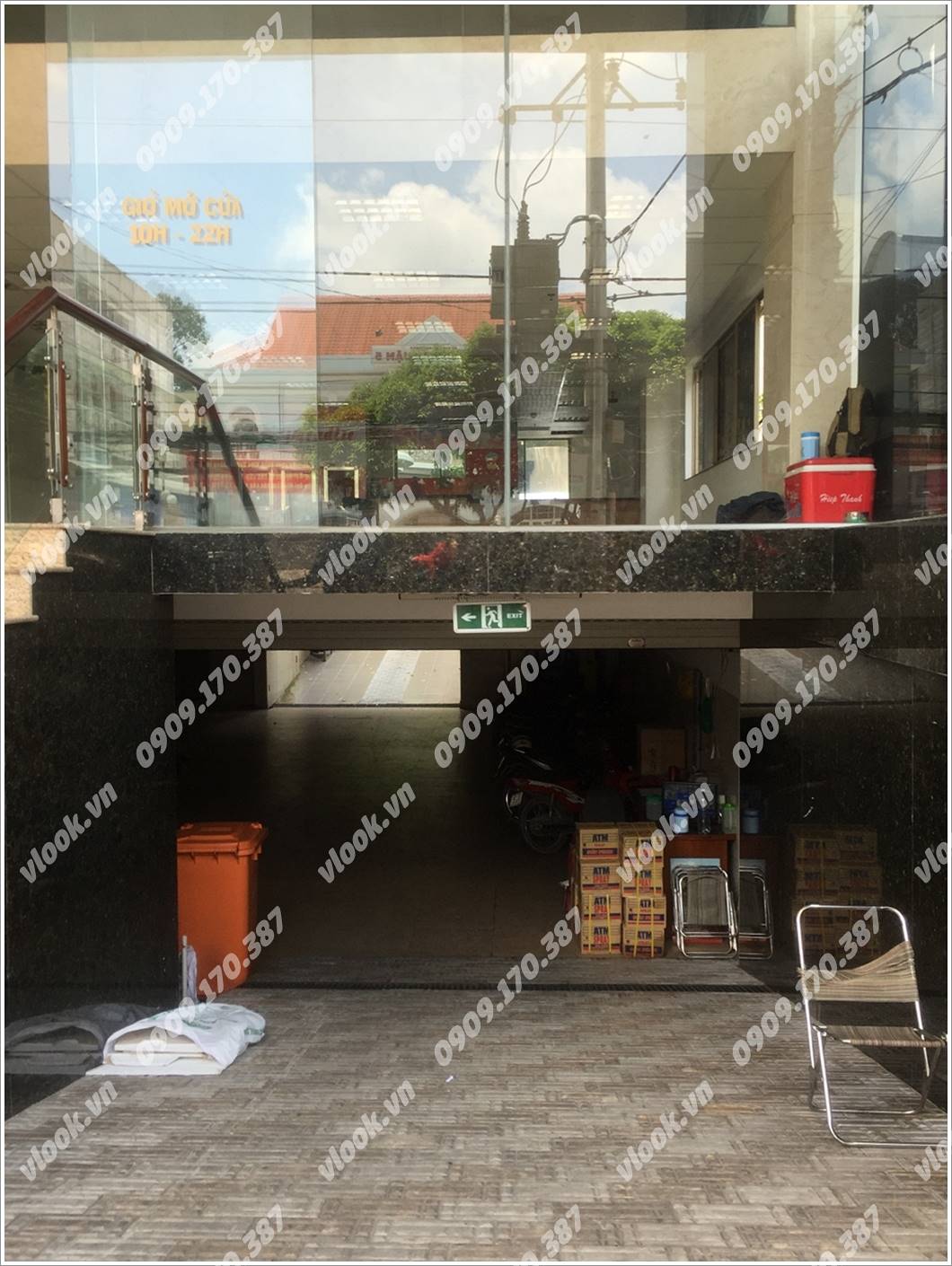 Cao ốc cho thuê văn phòng Việt Thành Building Nguyễn Trãi Quận 5 - vlook.vn