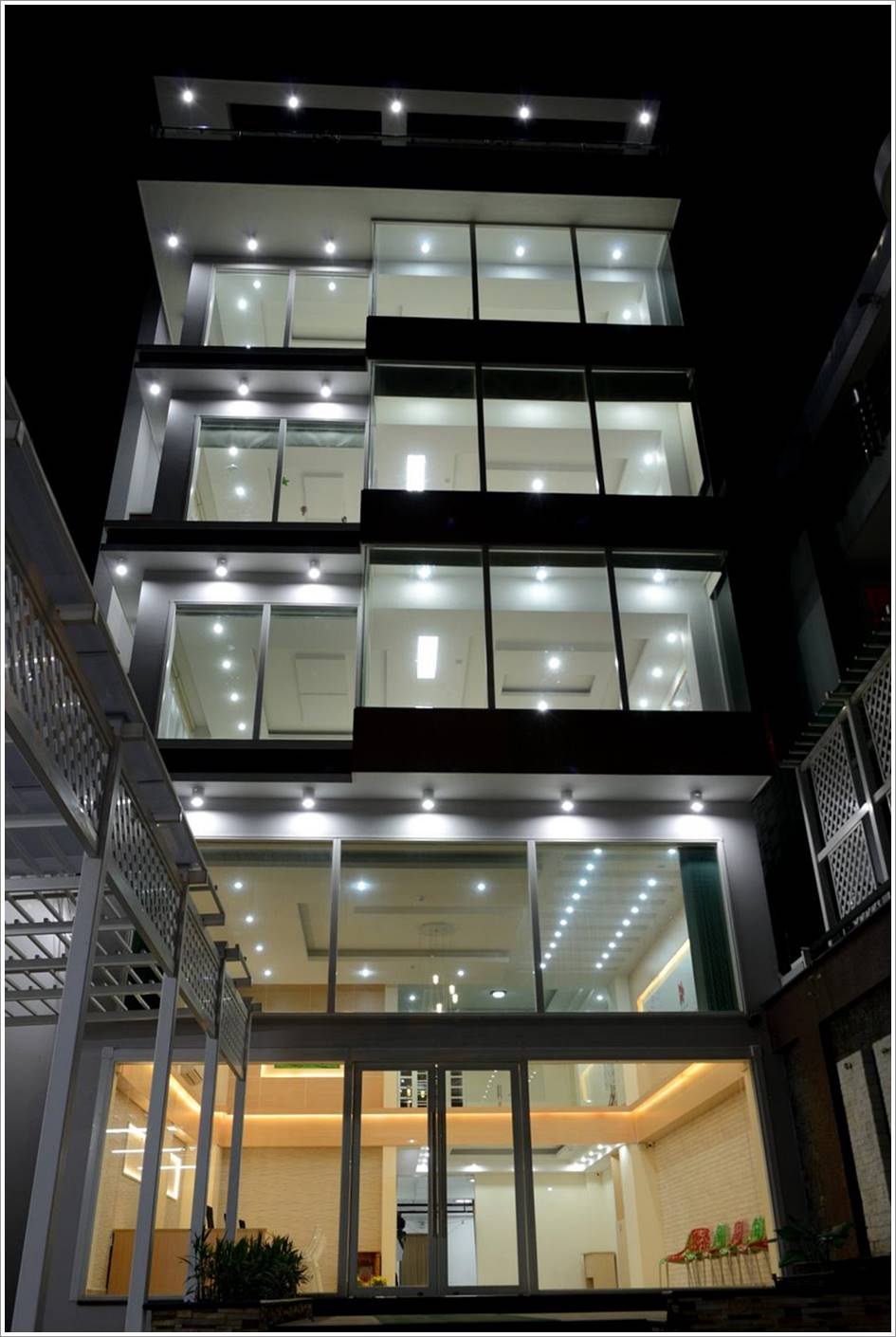 Cao ốc văn phòng cho thuê Dương Quảng Hàm 1 Building, Quận Gò Vấp, TP.HCM - vlook.vn