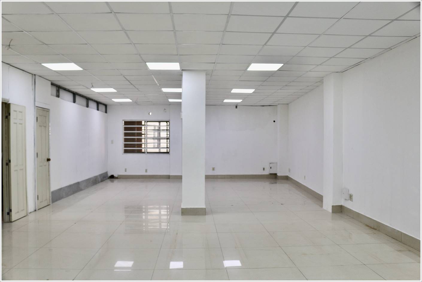 Cao ốc văn phòng cho thuê tòa nhà Handong Building, Nguyễn Đình Chính, Quận Phú Nhuận - vlook.vn
