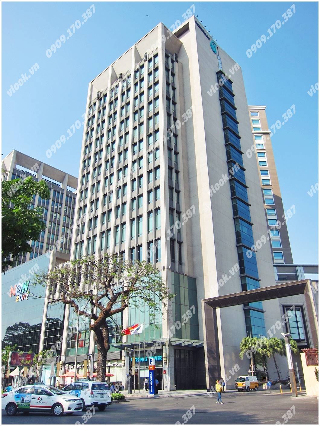 Tòa cao ốc văn phòng cho thuê Petronas Tower, Nguyễn Đình Chiểu, Quận 1 - vlook.vn