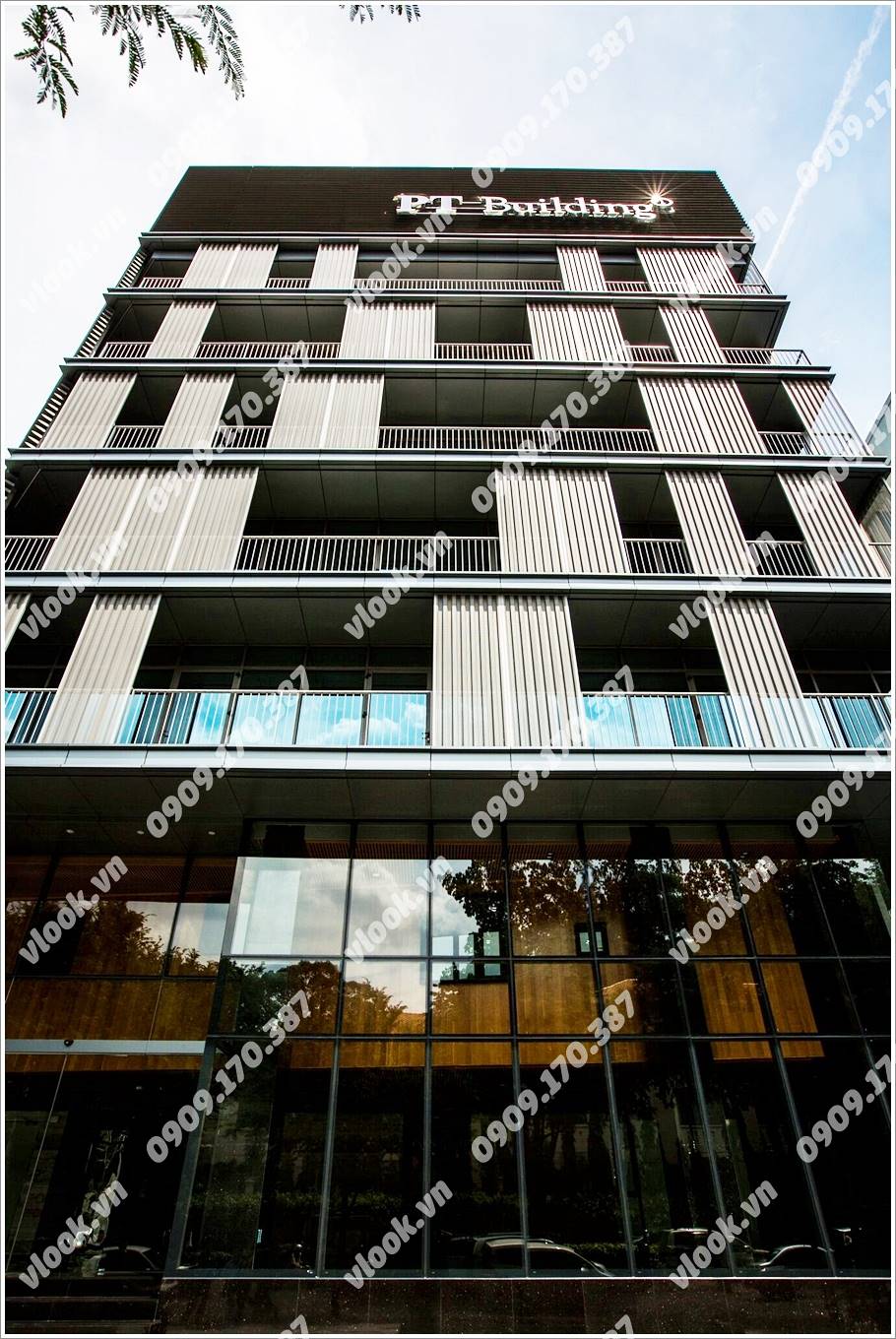 Cao ốc cho thuê văn phòng PT Building Nam Kỳ Khởi Nghĩa Quận 3 TPHCM - vlook.vn