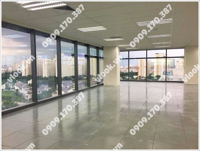 Sàn trống tại tòa cao ốc văn phòng cho thuê Mapletree Business Centre Quận 7 TP.HCM - vlook.vn