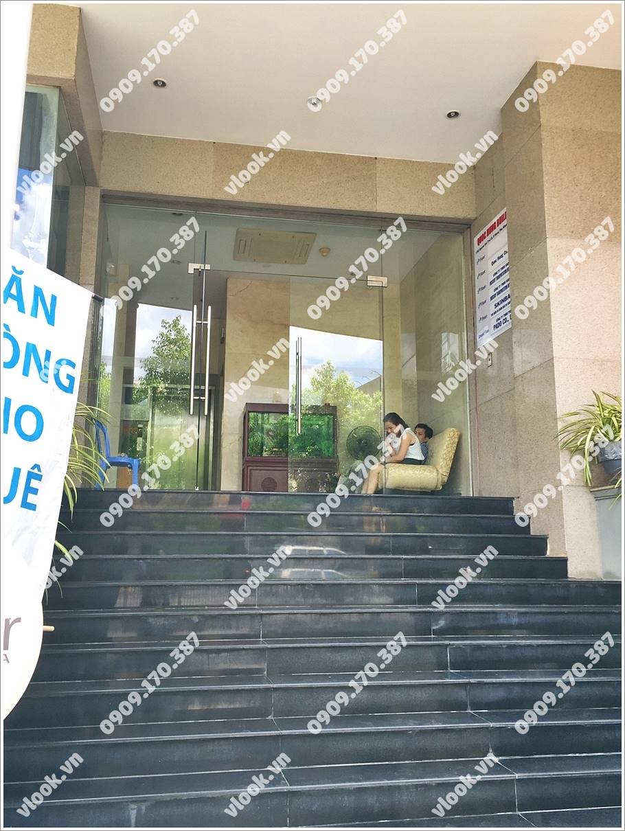 Cao ốc văn phòng cho thuê Quốc Hưng Building, Nguyễn Văn Trỗi, Phường 8, Quận Phú Nhuận, TP.HCM - vlook.vn