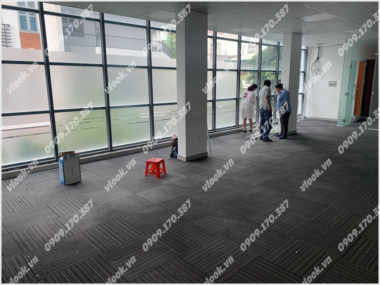 Cao ốc văn phòng cho thuê toà nhà V Smart Đường C18, Quận Tân Bình, TPHCM - vlook.vn