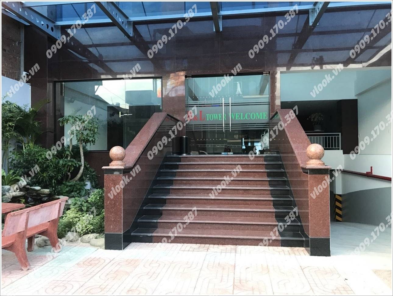Cao ốc văn phòng cho thuê B&L Tower Ung Văn Khiêm, Quận Bình Thạnh, TP.HCM - vlook.vn