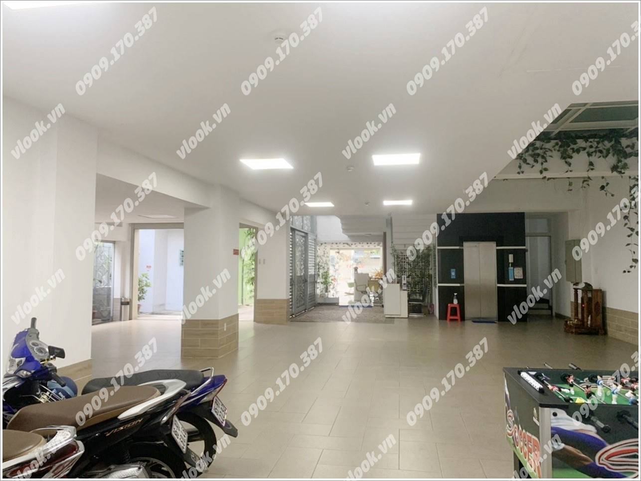 Cao ốc văn phòng cho thuê tòa nhà Casanova Building, Nguyễn Sơn, Quận Tân Phú, TPHCM - vlook.vn
