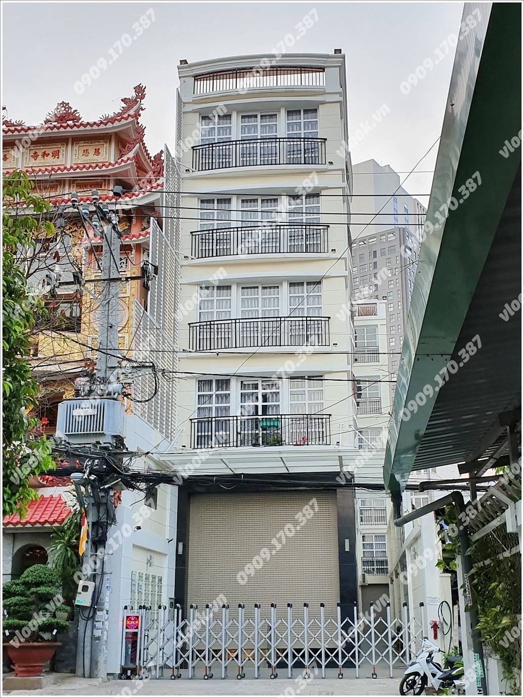 Cao ốc cho thuê văn phòng Royal Building, Điện Biên Phủ, Quận Bình Thạnh, TPHCM - vlook.vn