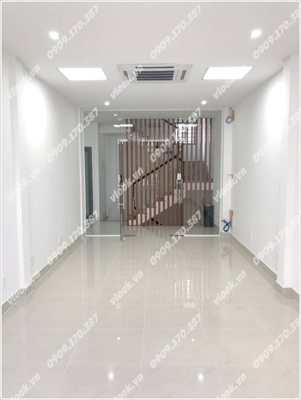 Cao ốc văn phòng cho thuê Starvis Building, Bùi Thị Xuân Quận Tân Bình - vlook.vn