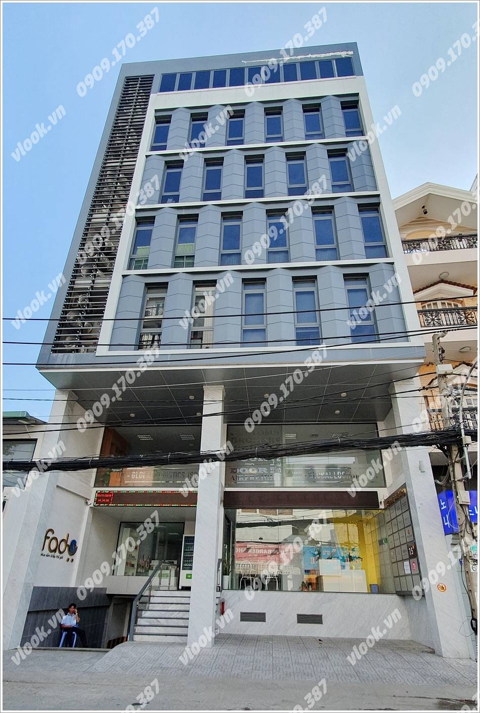 Cao ốc cho thuê văn phòng Miczone Building, Hậu Giang, Quận Tân Bình - vlook.vn