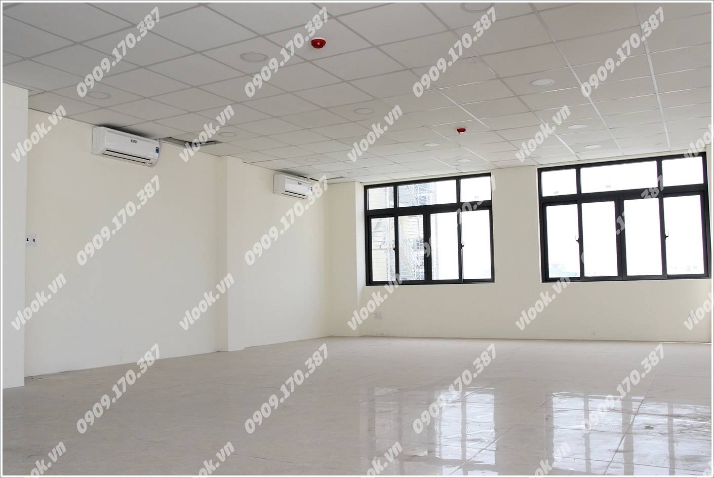 Cao ốc văn phòng cho thuê M.G Phạm Văn Bạch Building, Quận Tân Bình, TP.HCM - vlook.vn