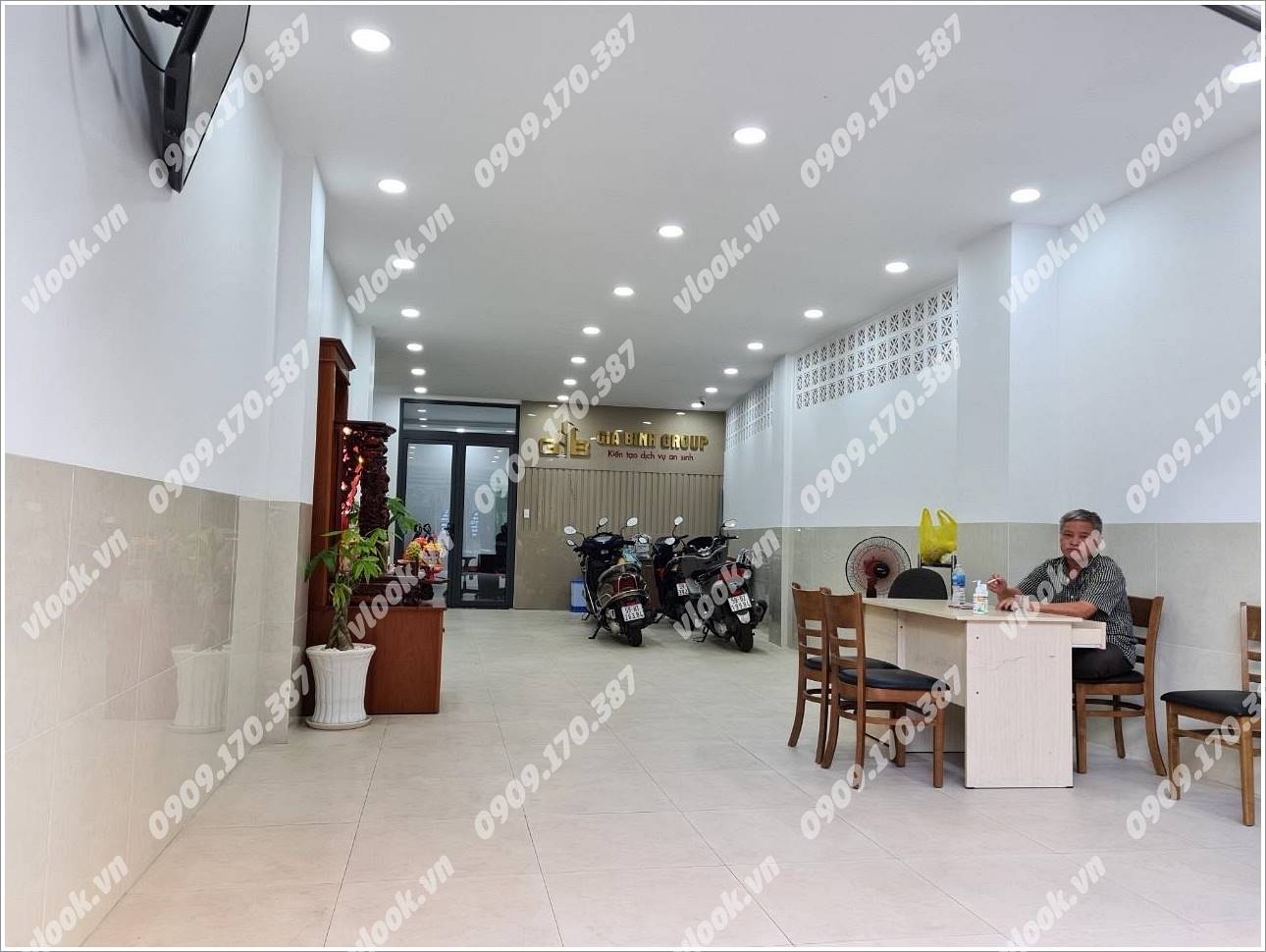 Cao ốc văn phòng cho thuê Gia Bình Building Phùng Văn Cung, Quận Phú Nhuận, TP.HCM - vlook.vn
