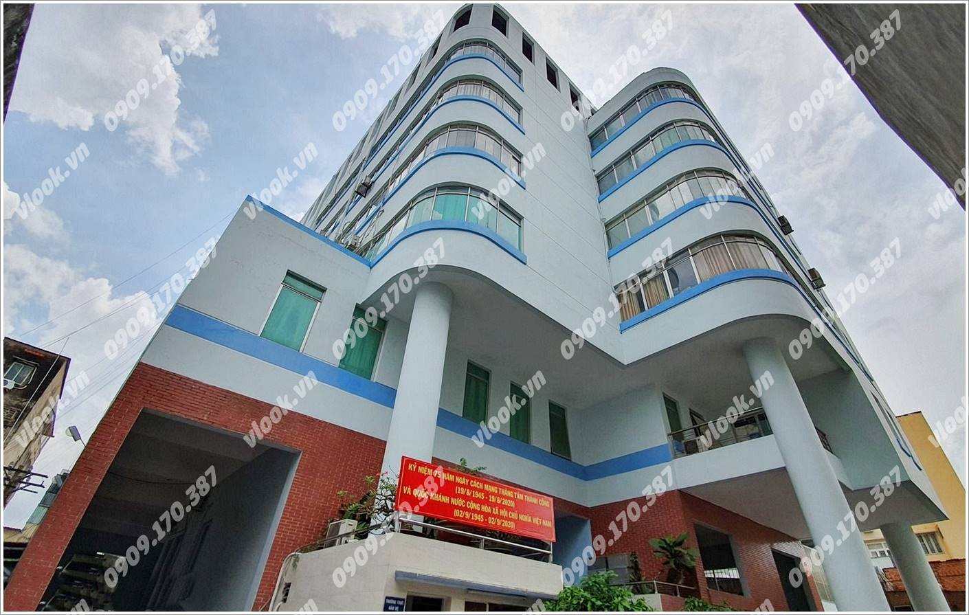 Cao ốc văn phòng cho thuê Tòa nhà Văn phòng Tòa nhà 296 Nguyễn Văn Đậu, Quận Bình Thạnh, TP.HCM - vlook.vn