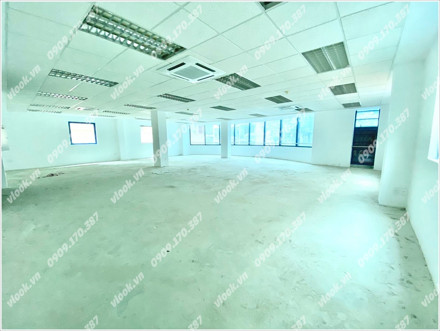 Cao ốc văn phòng cho thuê tòa nhà 366 Nguyễn Trãi, Quận 5, TP.HCM - vlook.vn