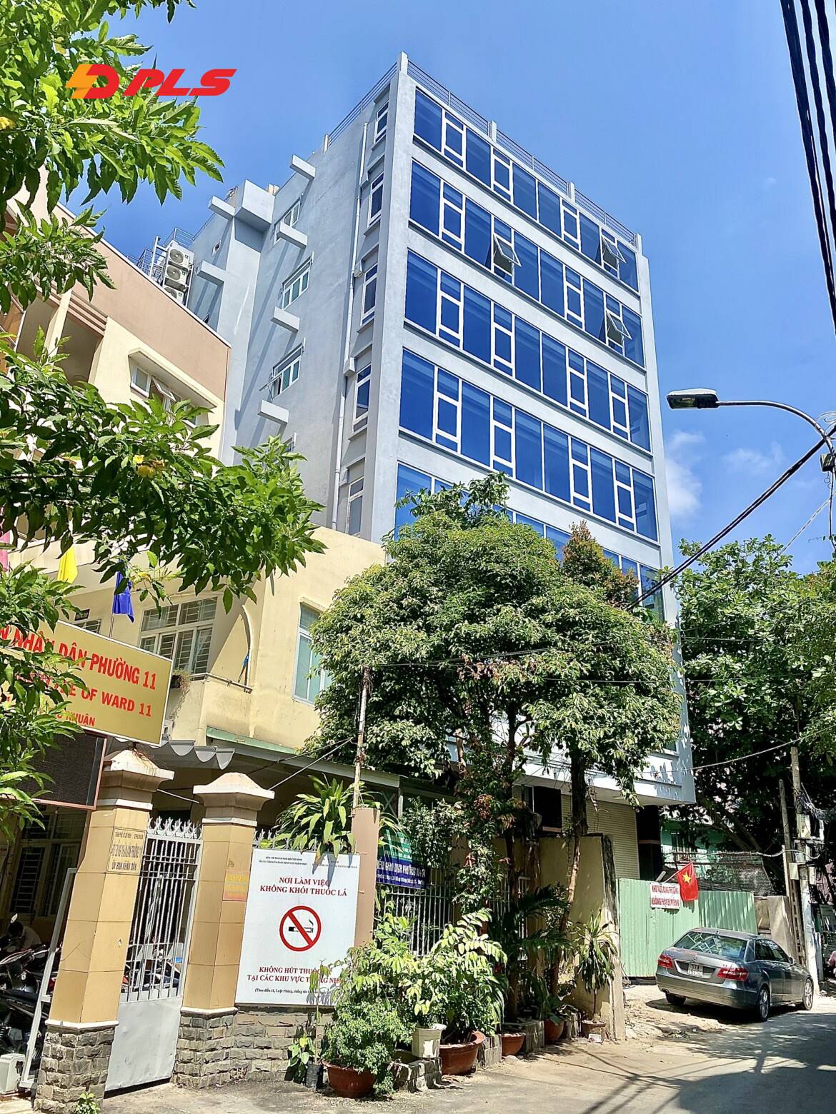 Cao ốc văn phòng cho thuê toà nhà PLS Building Nguyễn Đình Chính, Quận Phú Nhuận, TPHCM - vlook.vn