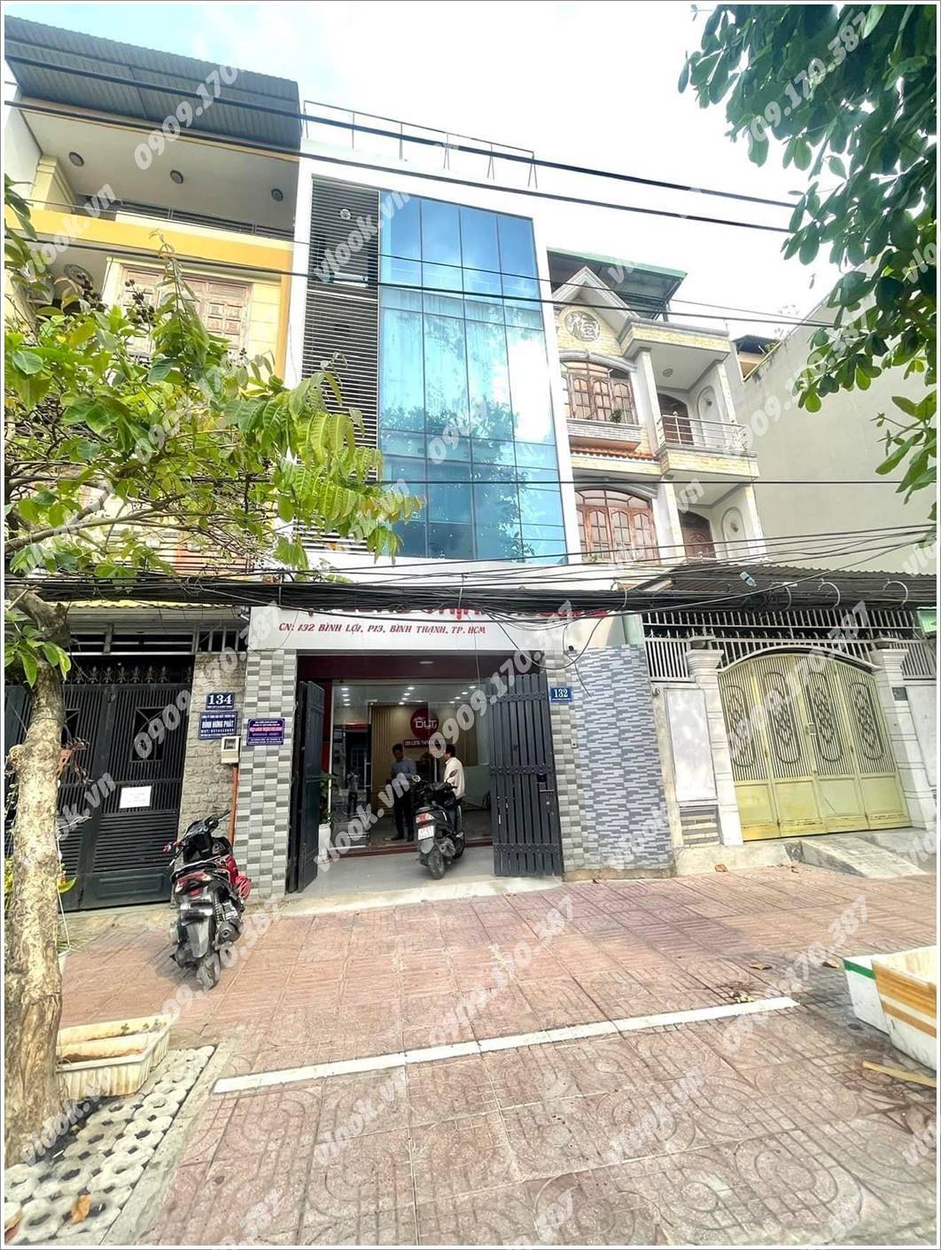 Cao ốc văn phòng cho thuê tòa nhà Đại Long Thịnh Holding, Bình Lợi, Quân Bình Thạnh, TP.HCM - vlook.vn