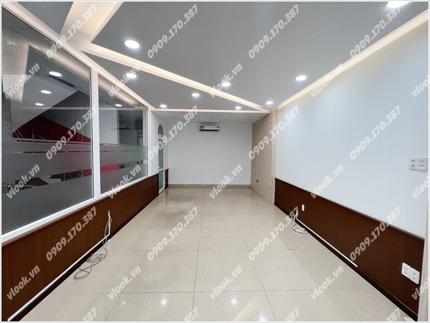 Cao ốc văn phòng cho thuê tòa nhà Diamond House Office Building, Trương Văn Bang, Quân 2, TP. Thủ Đức, TP.HCM - vlook.vn