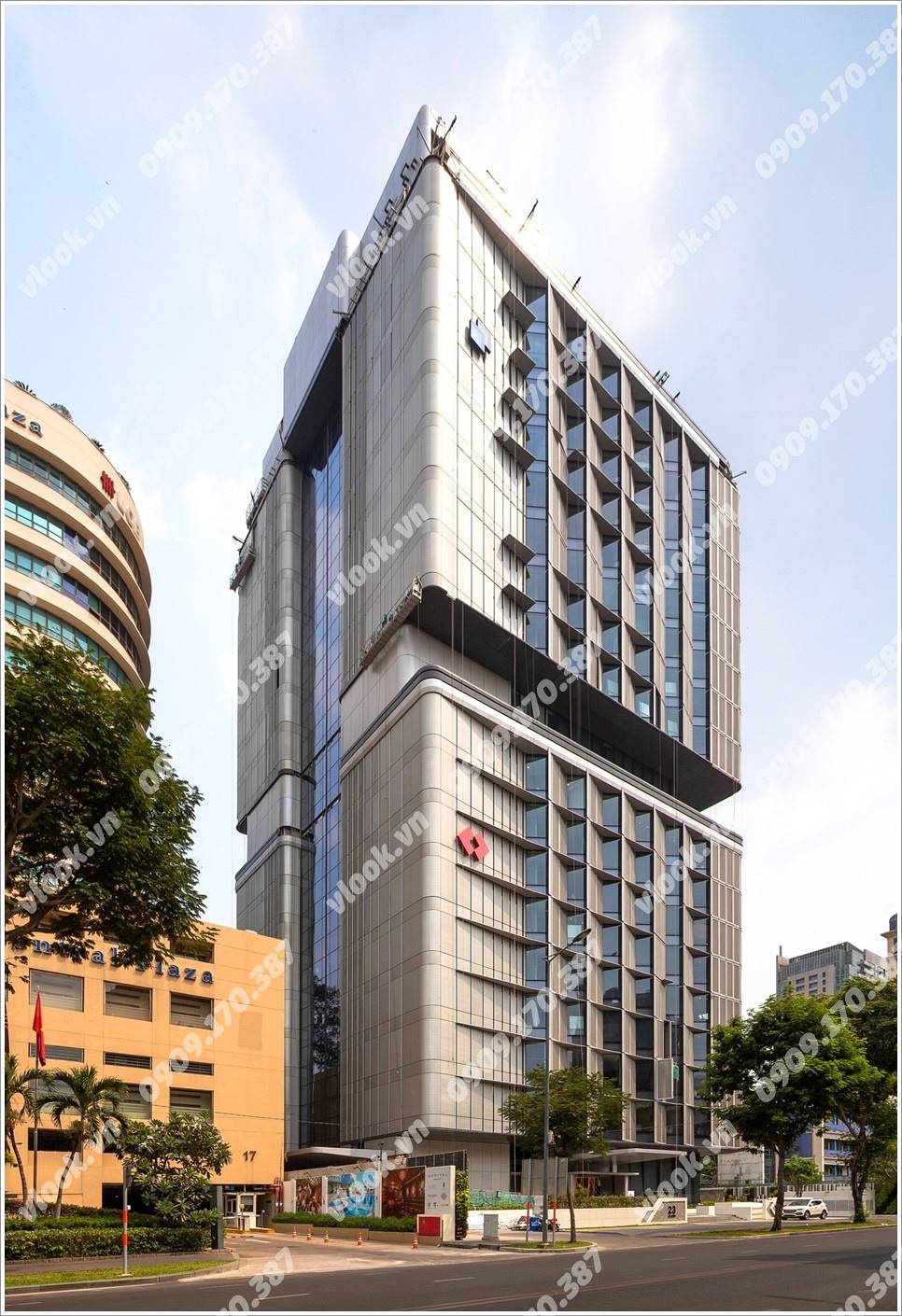 Cao ốc văn phòng cho thuê tòa nhà Techcombank Saigon Tower, Lê Duẩn, Quận 1, TP.HCM - vlook.vn