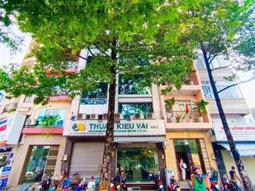 Cao ốc văn phòng cho thuê Thuận Kiều Plaza, 8-10 Thuận Kiều, Quận 5, TPHCM - vlook.vn