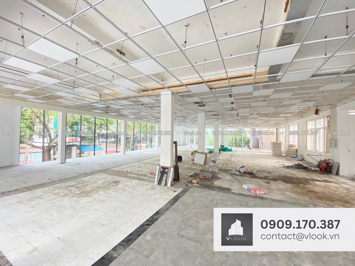 Cao ốc văn phòng cho thuê tòa nhà M.O.R.E 54 Lê Quốc Hưng, Quận 4, TP.HCM - vlook.vn