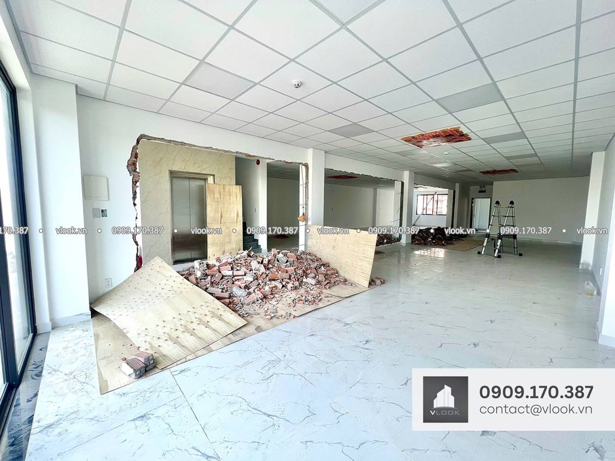 Cao ốc văn phòng cho thuê Toà nhà 243 Đồng Đen, Phường 10, Quận Tân Bình, TP.HCM - vlook.vn