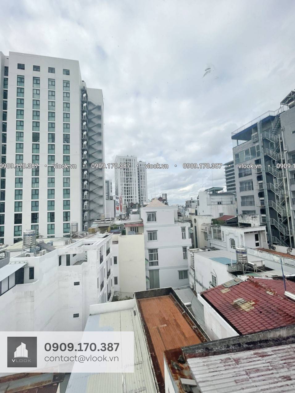 Cao ốc cho thuê văn phòng tòa nhà Mộc Gia 10 Hoàng Diệu, Quận Phú Nhuận, TP.HCM - vlook.vn