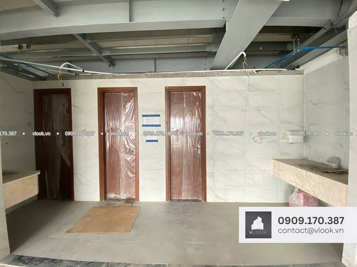 Cao ốc văn phòng cho thuê tòa nhà Wings Tower Trần Hưng Đạo, Phường 2, Quận 5, TP.HCM - vlook.vn