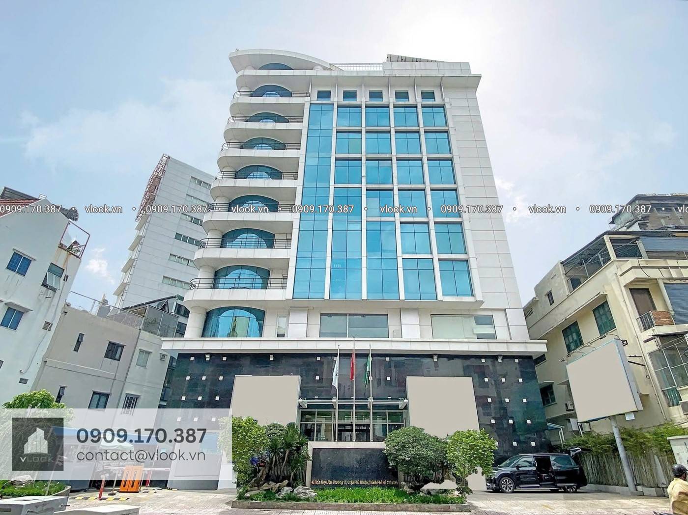 Cao ốc văn phòng cho thuê tòa nhà L'Mak The Venture, 62 Trần Huy Liệu, Phường Phú Nhuận, TP.HCM - vlook.vn