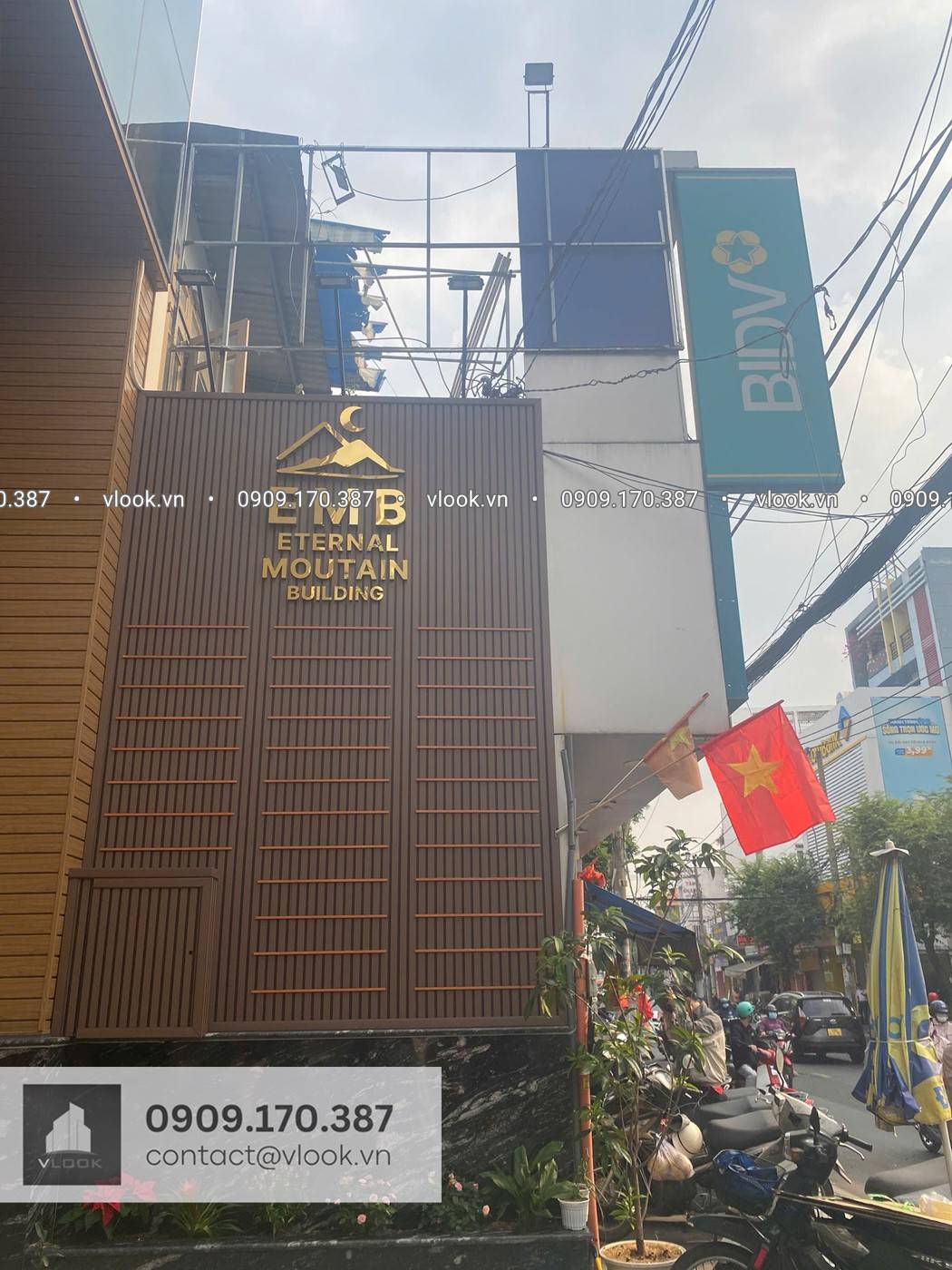 Cao ốc văn phòng cho thuê Tòa nhà EMB, 82-84 Lê Quang Định, Phường Bình Thạnh, Quận Bình Thạnh, TP.HCM - vlook.vn - 0909.170.387